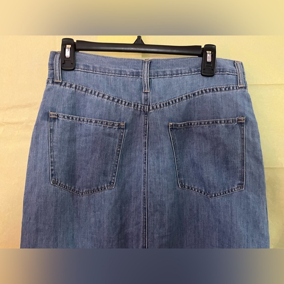 Gap 1969  midi skirt  light blue  size 28 with back slit - Picture 5 of 6